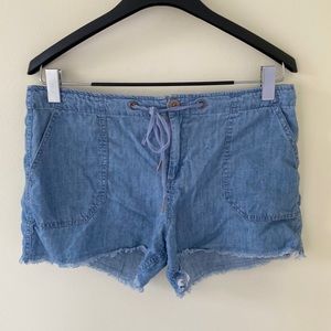 Sanctuary Denim frayed bottom linen blend shorts size 29
